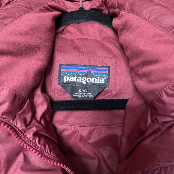 Women’s Patagonia Down With It Parka size small - Picture 2 of 3
